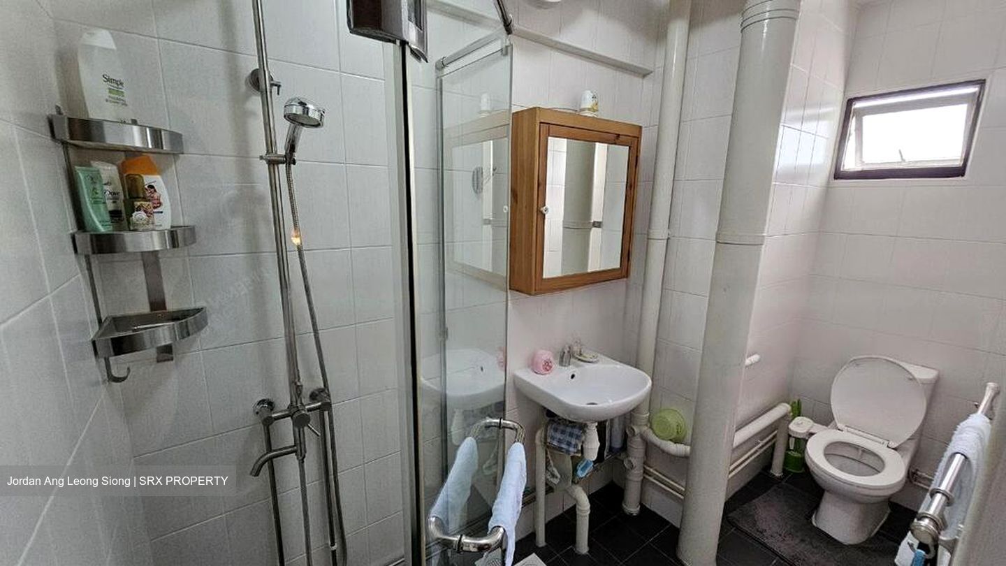 Blk 237 Hougang Street 21 (Hougang), HDB Executive #465794461